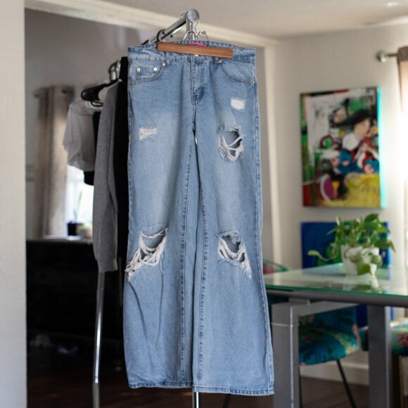 Edikted Distressed Low Rise Wide Leg Boyfriend Jeans- Light Blue - Small - Picture 1 of 6